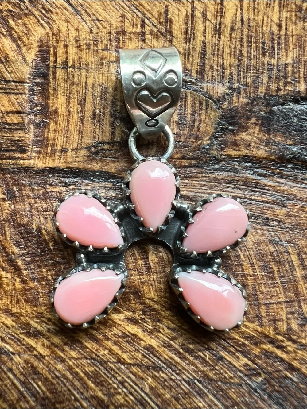 925 Sterling Silver Pink Queen Conch Naja Pendant Southwest